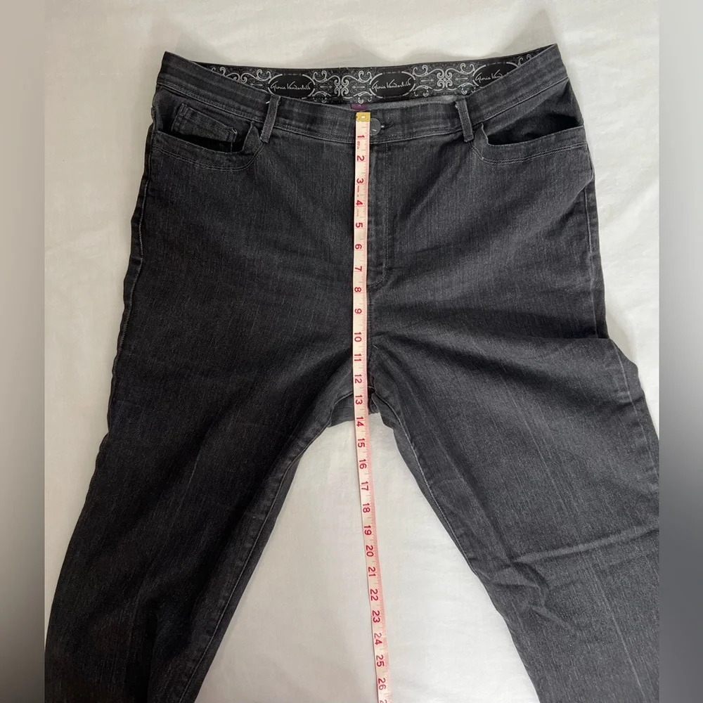 Gloria Vanderbilt Straight Leg Jeans Women's 18 Average Black 5-Pocket High Rise - Picture 5 of 10